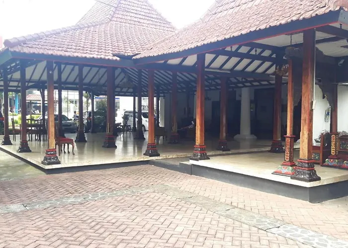 Koolkost At Tenggilis - Minimum Stay 30 Nights Surabaya